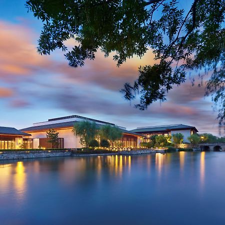 Hilton Shanghai Songjiang Guangfulin Eksteriør billede