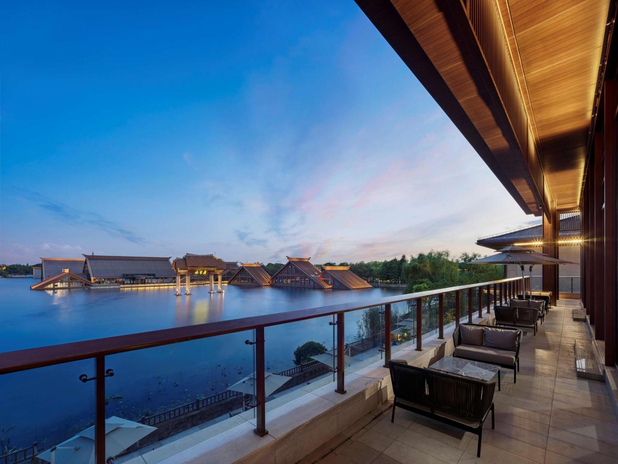 Hilton Shanghai Songjiang Guangfulin Eksteriør billede